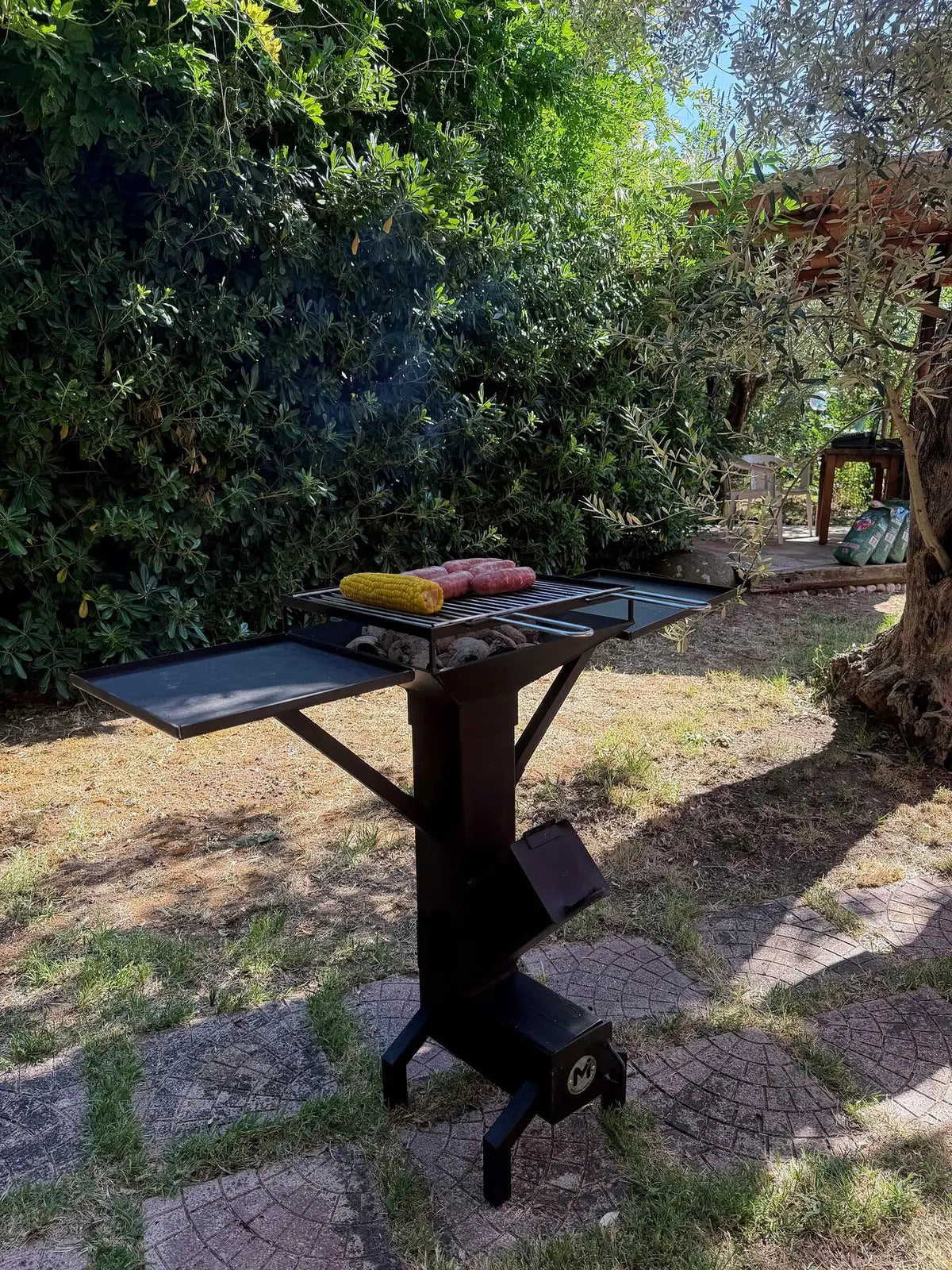 Barbecue Multifunzione-Kit standard + tavolini